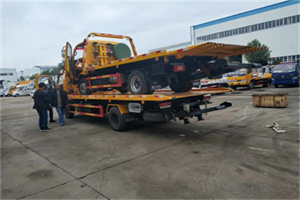 莱山同城汽车补胎