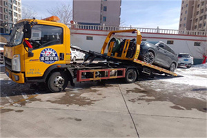 莱山救援拖车费用怎么算