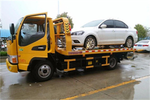 莱山附近拖车救援24小时服务热线